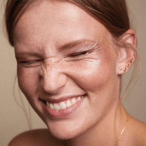 Toxina butolinica, bruxismo, tartamientos faciales, tratamientos dentales, tratamiento bruxismo, medellin, tratamientos esteticos, estetica dental, estetica facial, col esthetics,